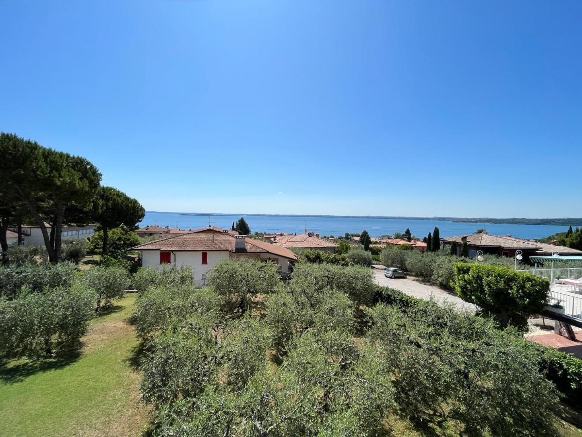 Bilocale A Due Passi Dal Lago Moniga del Garda Luaran gambar