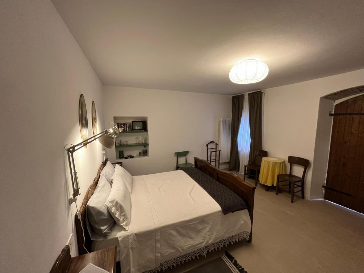 Bilocale A Due Passi Dal Lago Moniga del Garda Luaran gambar